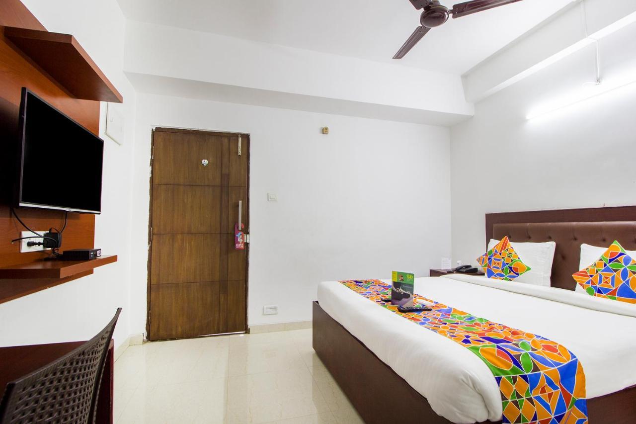 Fabhotel Limestone Suites - 750M From Yashoda Hospitals, Somajiguda ไฮเดอราบัด ภายนอก รูปภาพ